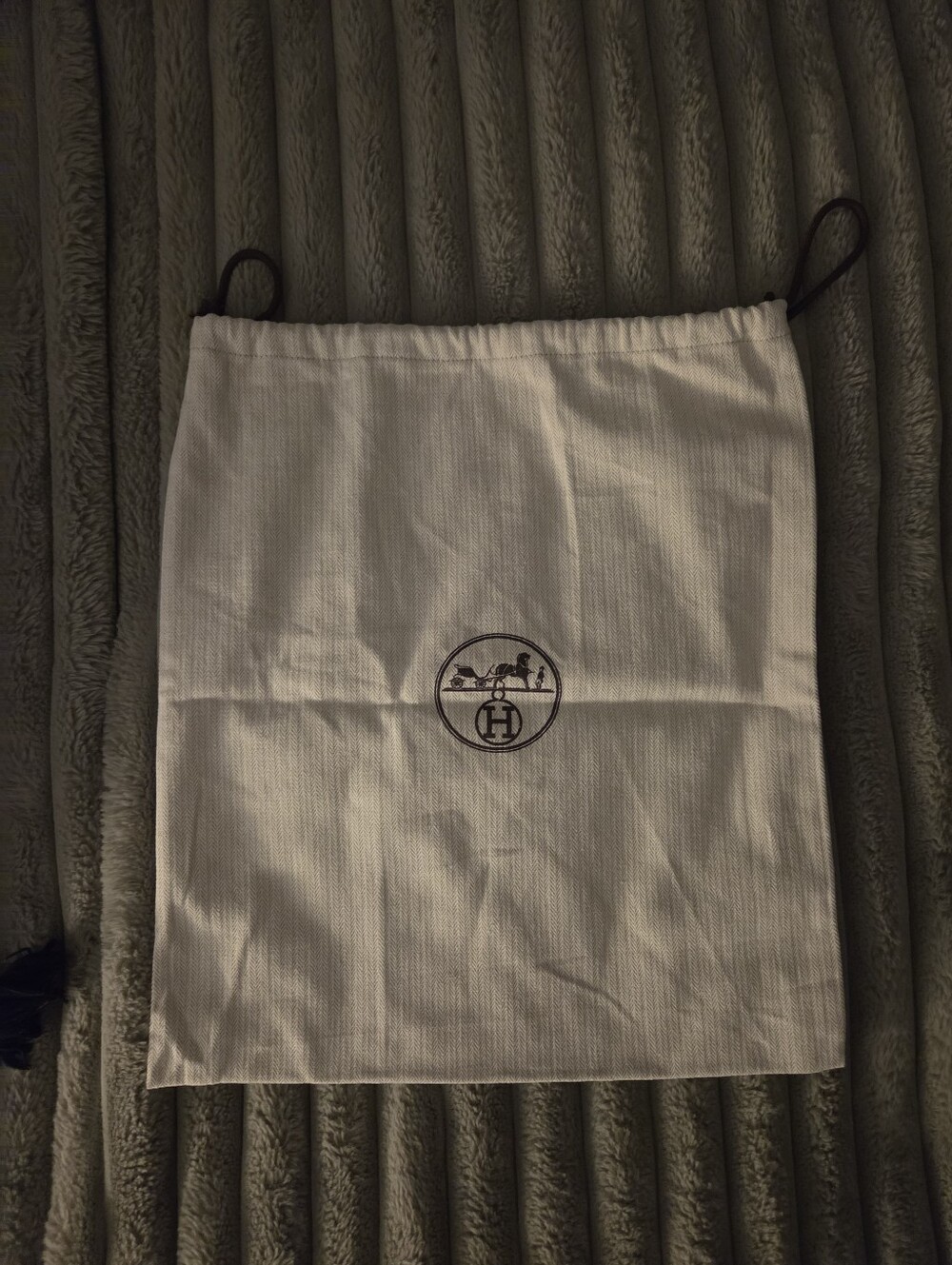Hermès Dust Bag with Drawstring - White with Black Logo